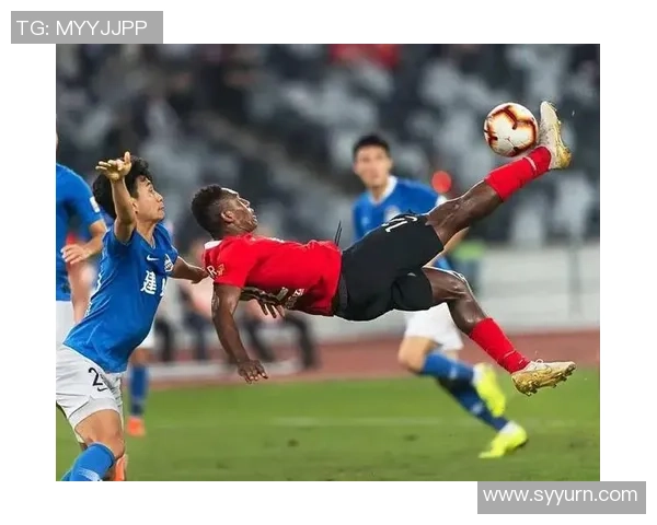 凯特足球球星拼搏历程展现坚毅精神激励无数年轻人追逐梦想